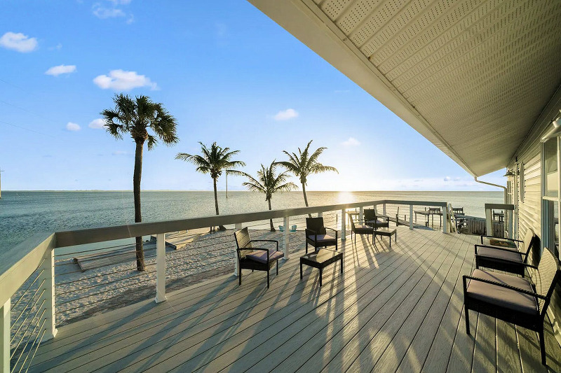 Second Floor Balcony Shared with Villas 9 & 10