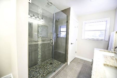 Shower in Villa 10